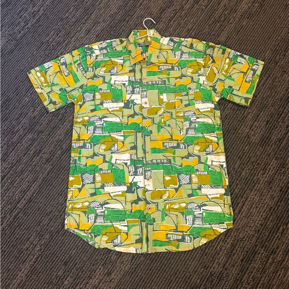 Tommy Hilfiger Other - Tommy Hilfiger Green Yellow Abstract Button Up Shirt Men’s Medium